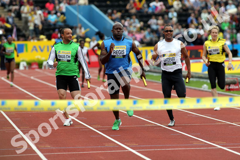 John Regis's relay squade wins the Aviva Legends relay from Jamie Baulch, Jason Gardener and Katherine Merry, 2011 Aviva London Grand Prix